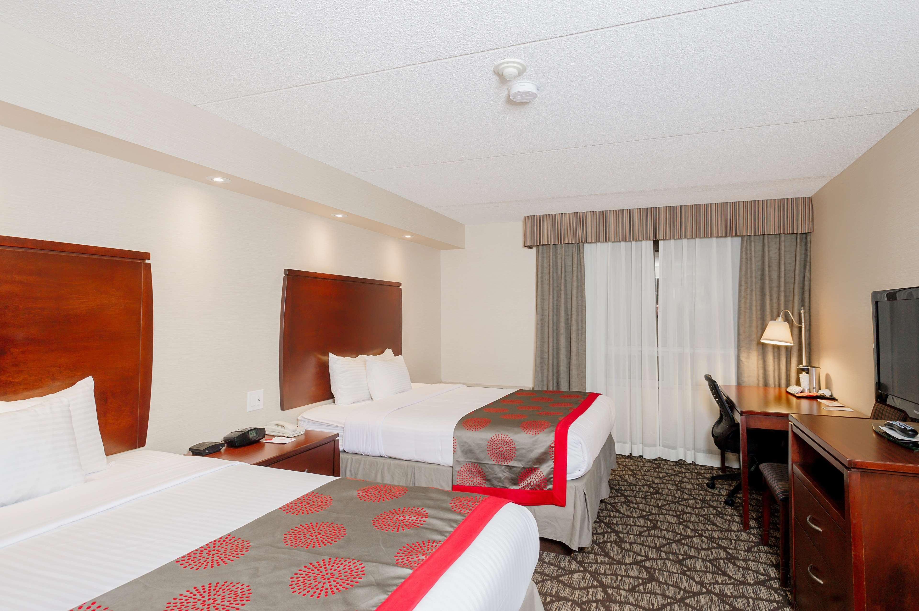 Ramada By Wyndham Niagara Falls By The River Kültér fotó